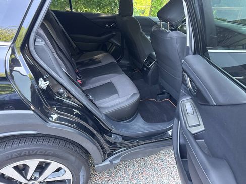 Used 2023 Subaru Outback Premium AWD/4WD image 29