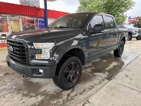 Used 2016 Ford F150 XLT w/ Equipment Group 302A Luxury AWD/4WD image 3