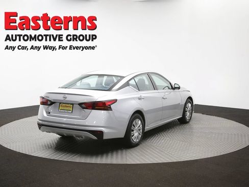 Used 2023 Nissan Altima 2.5 S FWD image 38