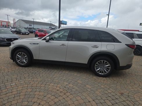Used 2025 MAZDA CX-90 Plug-In Hybrid w/ Preferred AWD/4WD image 8
