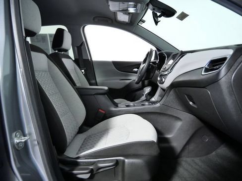 Used 2024 Chevrolet Equinox LT w/ LPO, Floor Liner Package AWD/4WD image 10