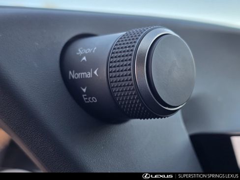 Used 2024 Lexus UX 250h FWD image 26