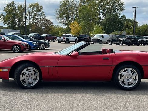 Used 1989 Chevrolet Corvette Base image 8