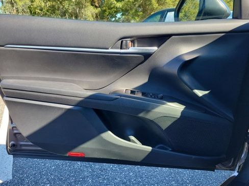 Used 2023 Toyota Camry SE image 34