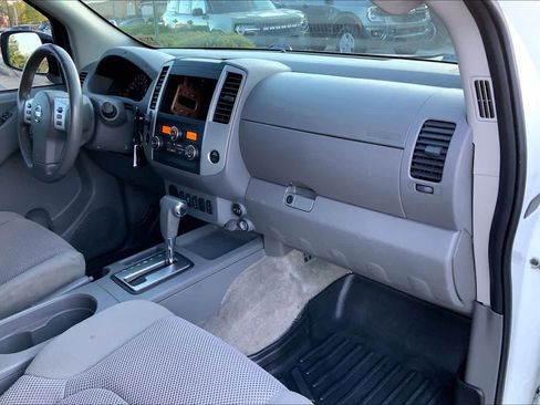 Used 2018 Nissan Frontier SV w/ Value Truck Package image 18