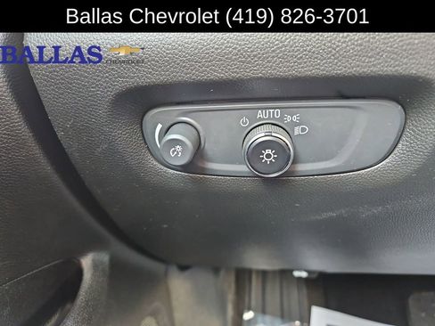 Certified 2022 Chevrolet Traverse LT image 18