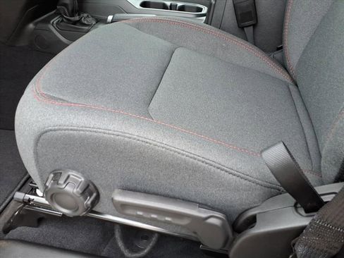 New 2025 Jeep Wrangler Unlimited Rubicon image 15