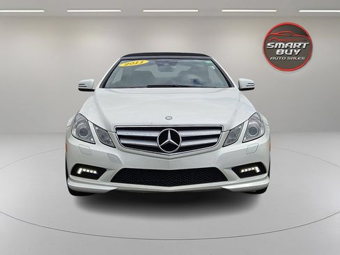 Used 2011 Mercedes-Benz E 550 Cabriolet image 3
