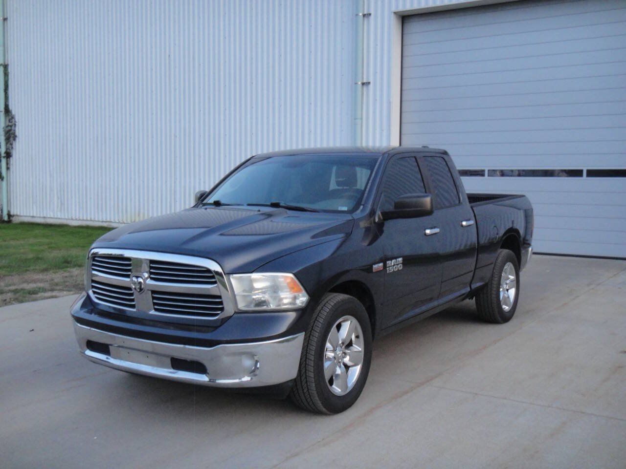 Used 2014 RAM 1500 Big Horn RWD image 2