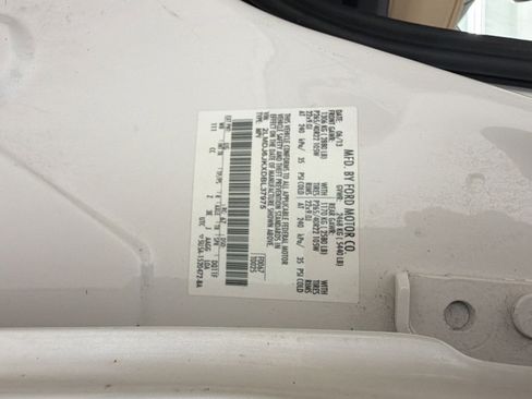 Used 2013 Lincoln MKX FWD image 21