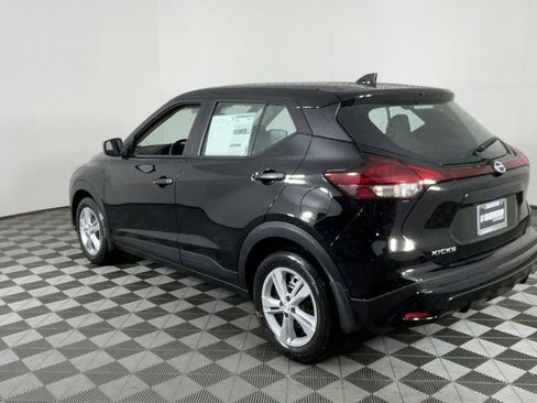 New 2025 Nissan Kicks Play S image 6