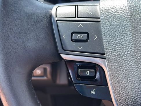 Used 2025 Toyota Camry XSE FWD image 18