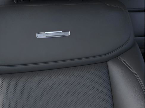 New 2025 Ford Expedition Platinum w/ Driver's Package image 16