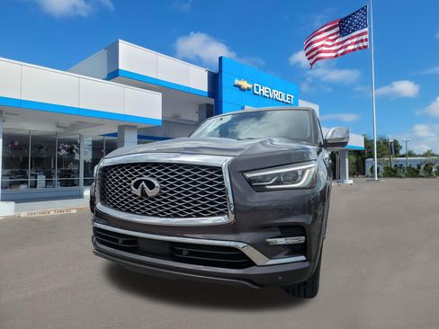 Used 2024 INFINITI QX80 Sensory w/ Cargo Package AWD/4WD image 7
