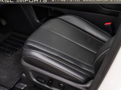 Used 2025 INFINITI QX60 Luxe w/ Black Edition image 43