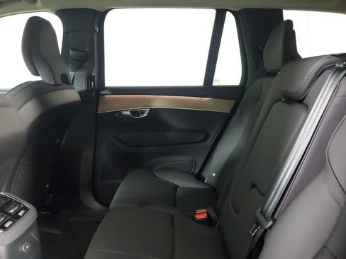 Certified 2025 Volvo XC90 T8 Plus w/ Protection Package Premier AWD/4WD image 10