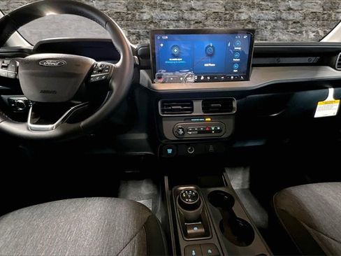 New 2025 Ford Maverick XLT w/ XLT Luxury Package image 5