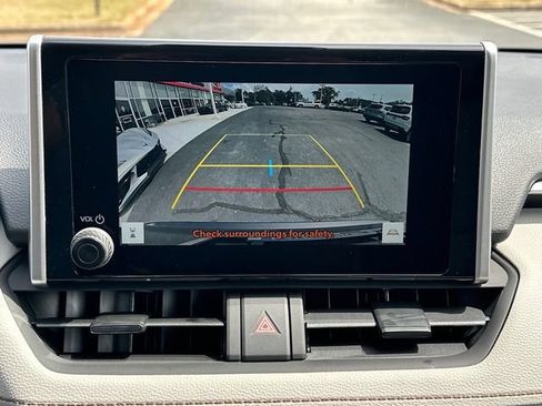 Used 2024 Toyota RAV4 XLE w/ Convenience Package FWD image 23
