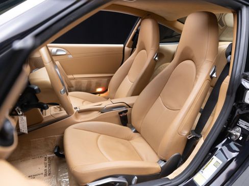 Used 2010 Porsche 911 Carrera RWD image 45