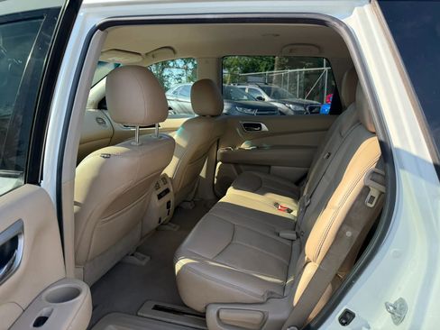 Used 2015 Nissan Pathfinder SL w/ SL Tech Package AWD/4WD image 15