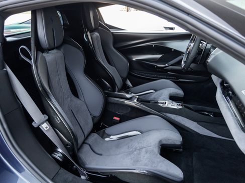 Used 2024 Ferrari 296 GTB image 40