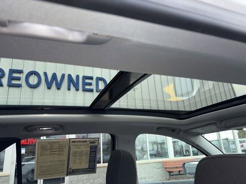 Used 2022 Chevrolet Equinox LT FWD image 12