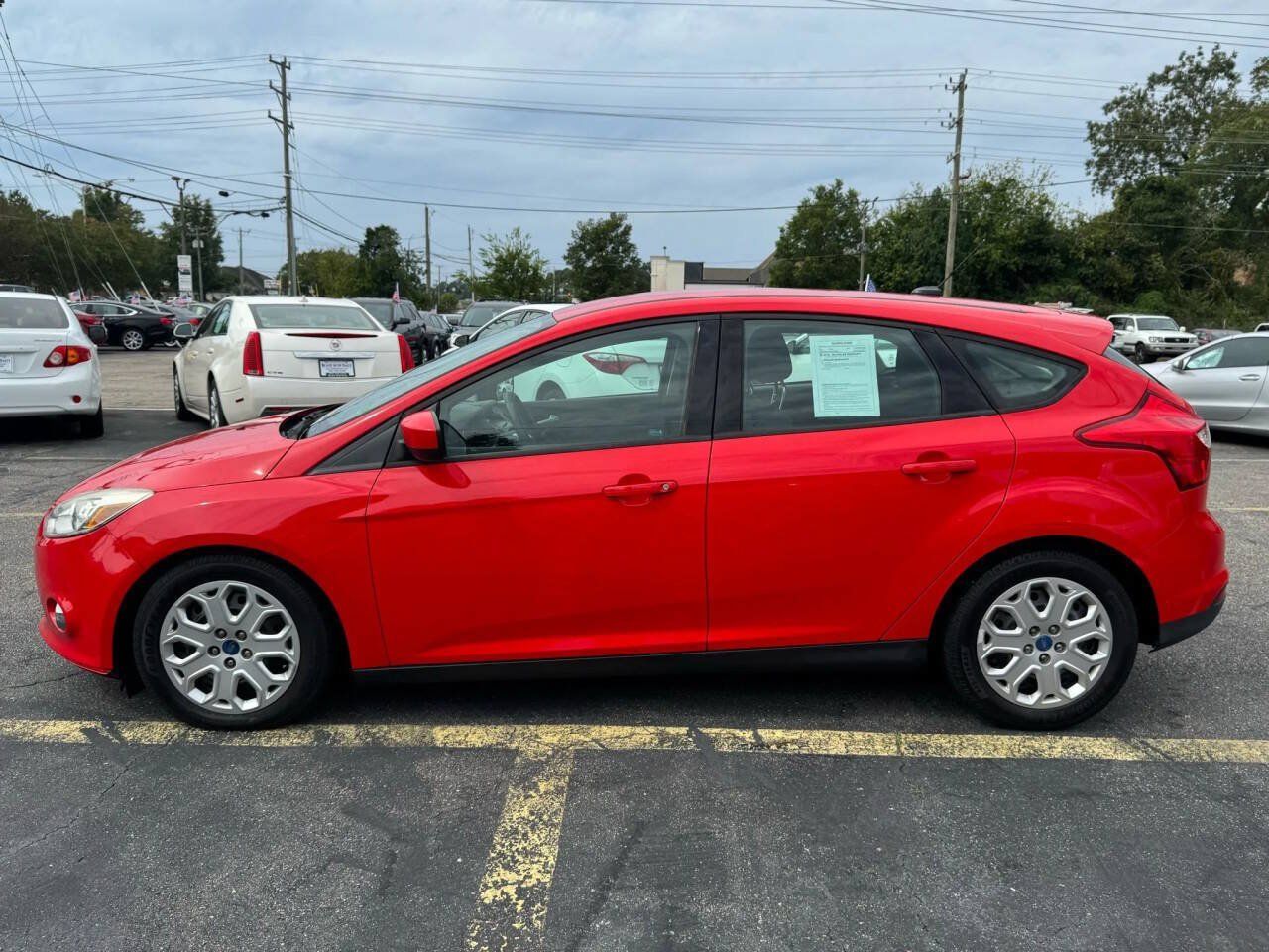 Used 2012 Ford Focus SE FWD image 8