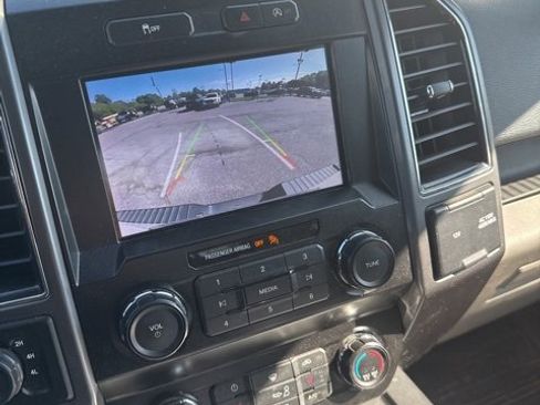 Used 2020 Ford F150 XLT w/ Equipment Group 302A Luxury image 7