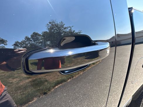 Used 2025 Chevrolet Silverado 3500 LT w/ Convenience Package image 25