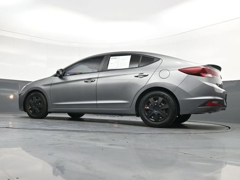 Used 2020 Hyundai Elantra SE FWD image 41