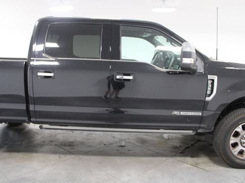 Used 2022 Ford F350 King Ranch w/ King Ranch Ultimate Package AWD/4WD image 11
