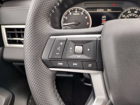 New 2026 Mitsubishi Outlander LE AWD/4WD image 27