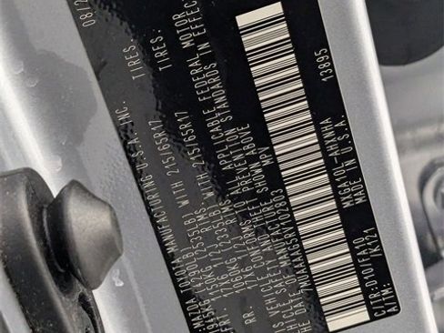 Used 2024 Toyota Corolla Cross L image 31