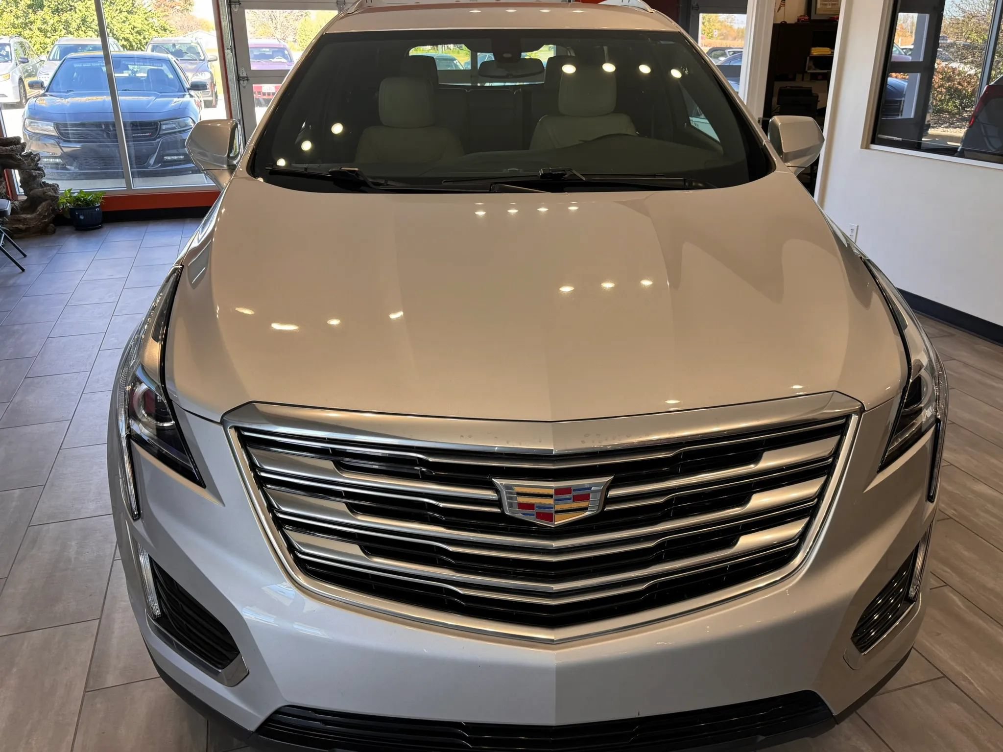 Used 2019 Cadillac XT5 FWD image 8