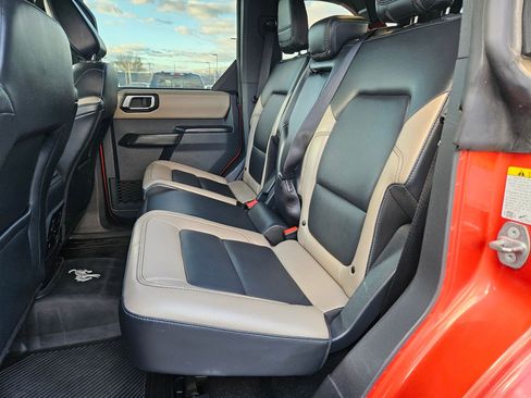 Used 2024 Ford Bronco Wildtrak image 30