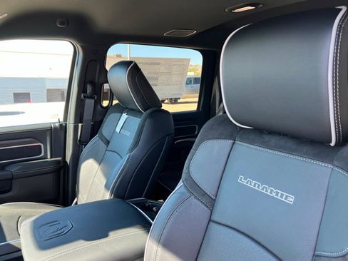 New 2026 RAM 3500 Laramie w/ Max Tow Package AWD/4WD image 16