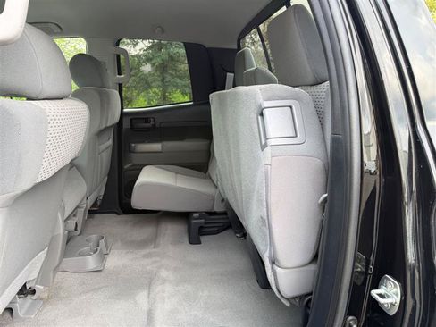 Used 2011 Toyota Tundra 4x4 Double Cab w/ Tow Pkg image 29
