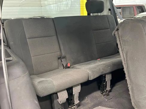 Used 2014 Nissan Armada SV AWD/4WD image 20