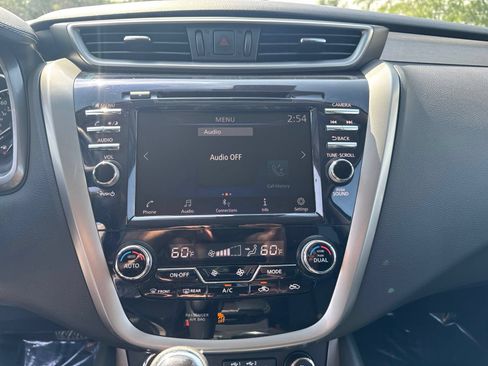 Certified 2024 Nissan Murano SV w/ SV Midnight Edition Package AWD/4WD image 23