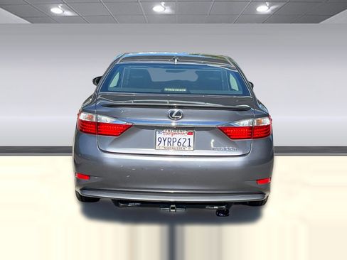 Used 2015 Lexus ES 300h w/ Navigation System Package FWD image 5