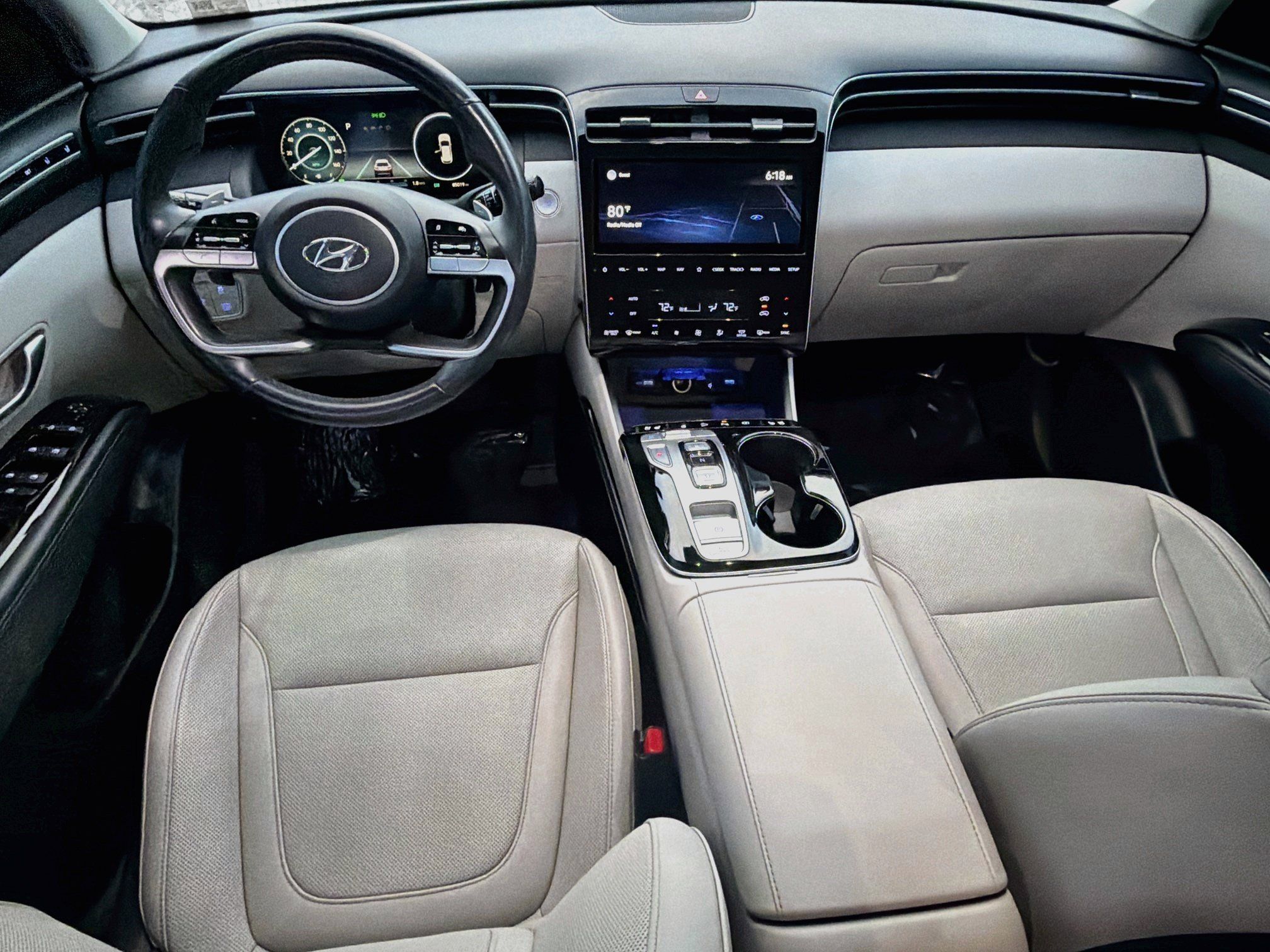 Used 2022 Hyundai Tucson Limited AWD/4WD image 16