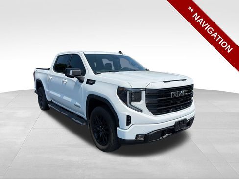 Used 2024 GMC Sierra 1500 Elevation w/ Elevation Premium Package AWD/4WD image 9