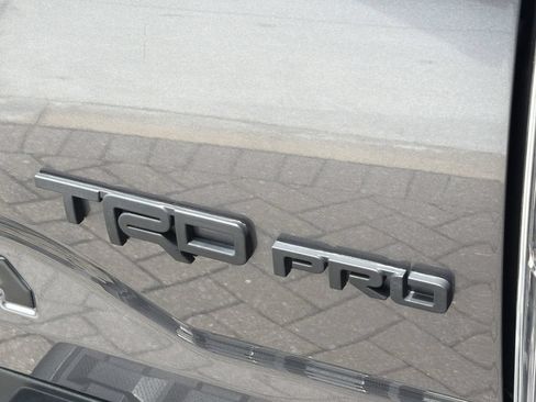 Used 2022 Toyota Tacoma TRD Pro AWD/4WD image 13