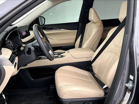 Used 2025 INFINITI QX60 Pure AWD/4WD image 31