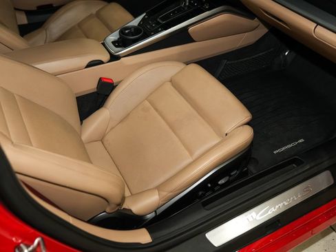 Used 2020 Porsche 911 Carrera S RWD image 48