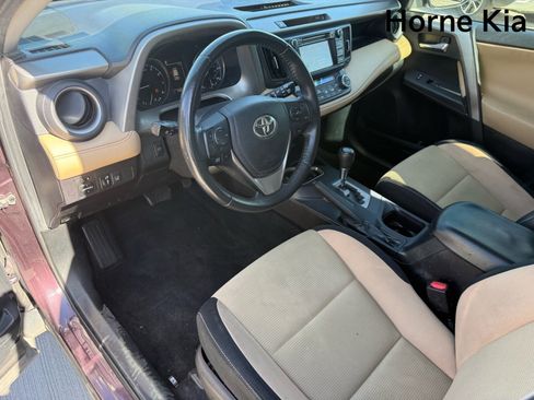 Used 2017 Toyota RAV4 XLE w/ Carpet Mat Package FWD image 9