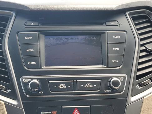Used 2017 Hyundai Santa Fe Sport AWD/4WD image 17