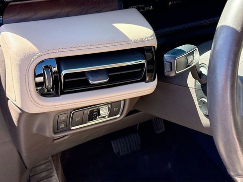 Used 2021 Lincoln Nautilus Reserve w/ Cargo Utility Package image 9