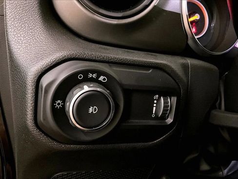 Used 2023 Jeep Wrangler Sport AWD/4WD image 30