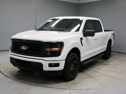 Certified 2024 Ford F150 XLT w/ XLT Black Appearance Package image 7